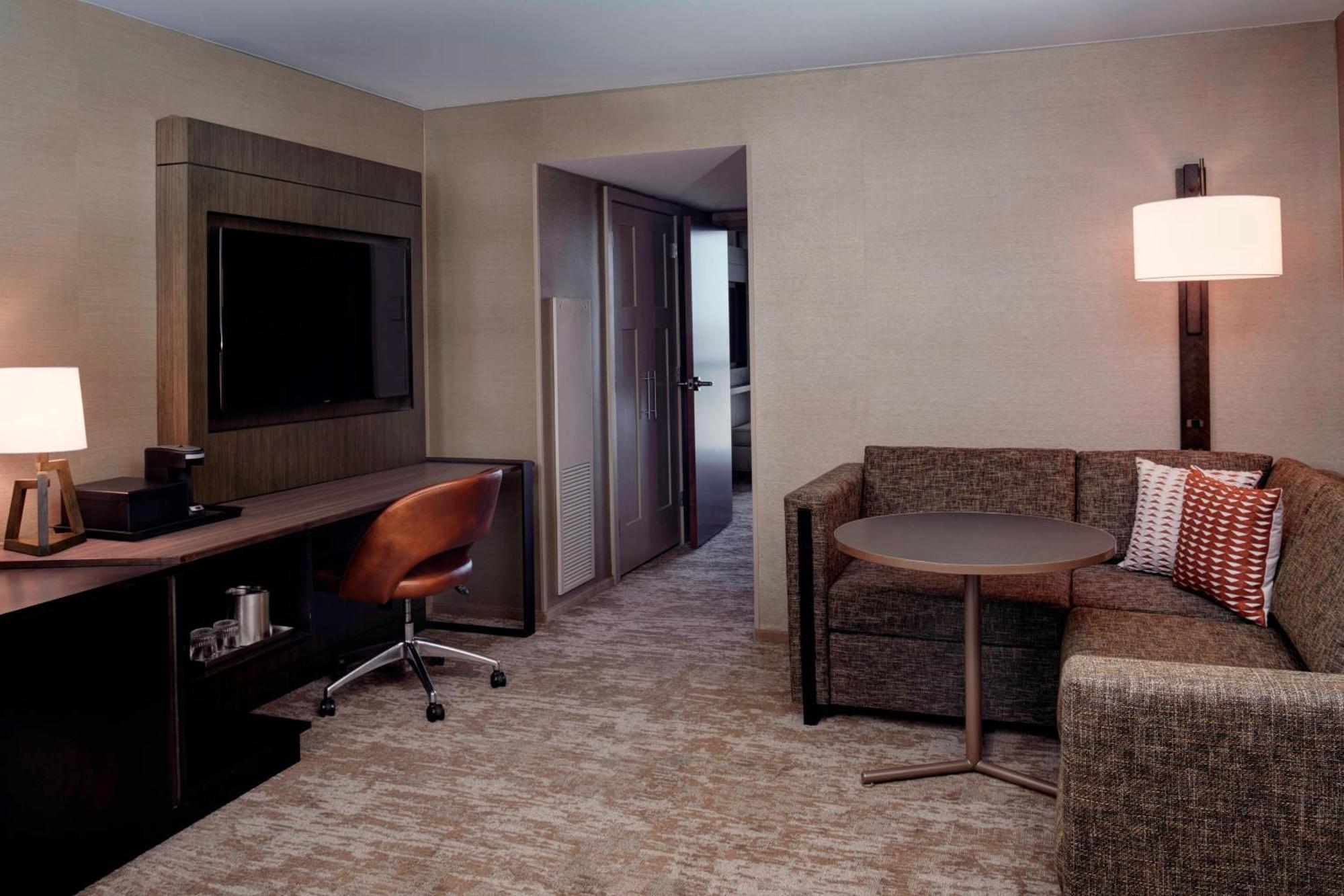Chicago Marriott Southwest At Burr Ridge Hotel Екстериор снимка