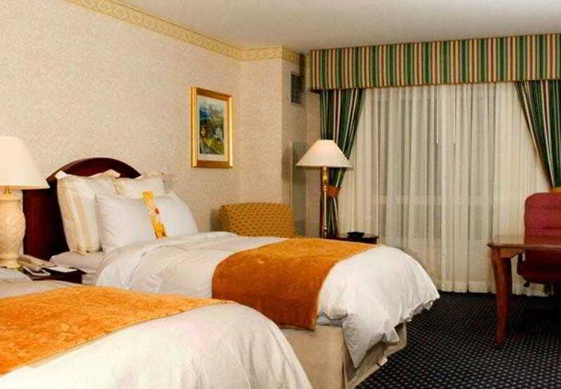 Chicago Marriott Southwest At Burr Ridge Hotel Екстериор снимка